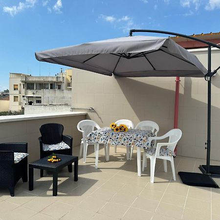 Casa Vacanze La Perla Rara Таранто Екстер'єр фото