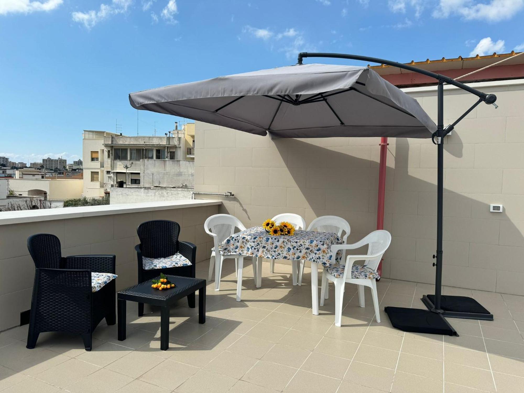 Casa Vacanze La Perla Rara Таранто Екстер'єр фото